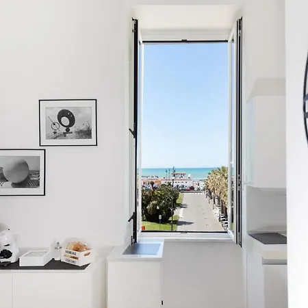 Apartment Anco Marzio House